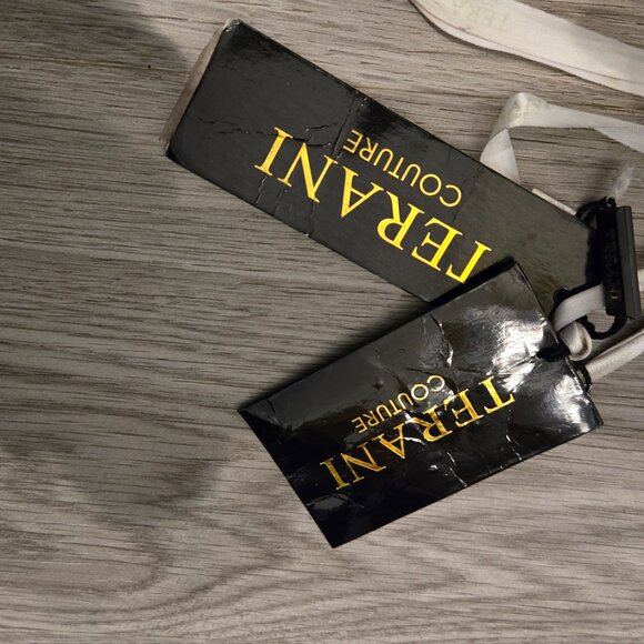 EUROPEAN GLAMOUR • Gold Strapless Gown w/ Train • Size 8 - Picture 6 of 12